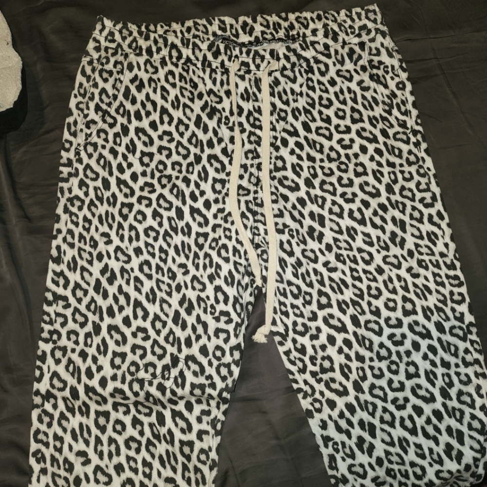 Victorious Mens Jogger, Animal Print, Size 2XL